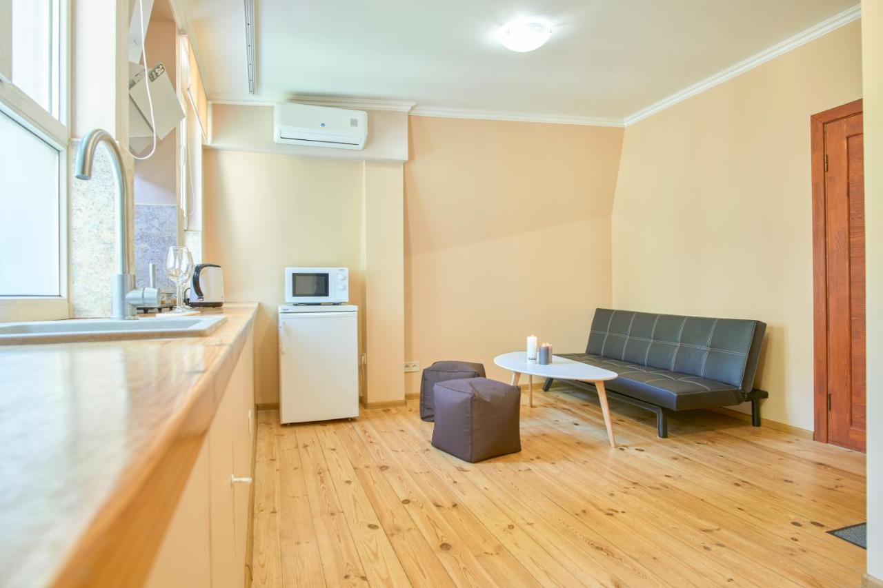Odessa Comfort House Aparthotel Екстериор снимка