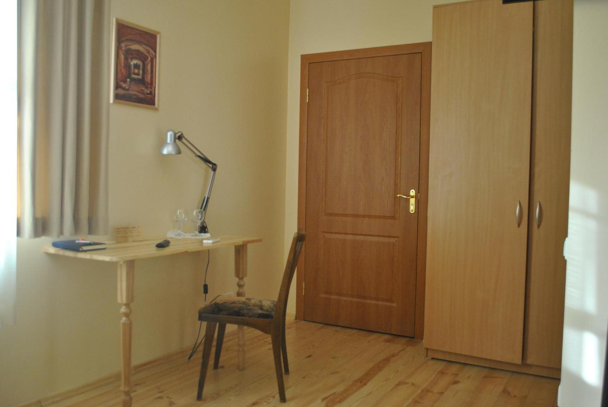 Odessa Comfort House Aparthotel Екстериор снимка