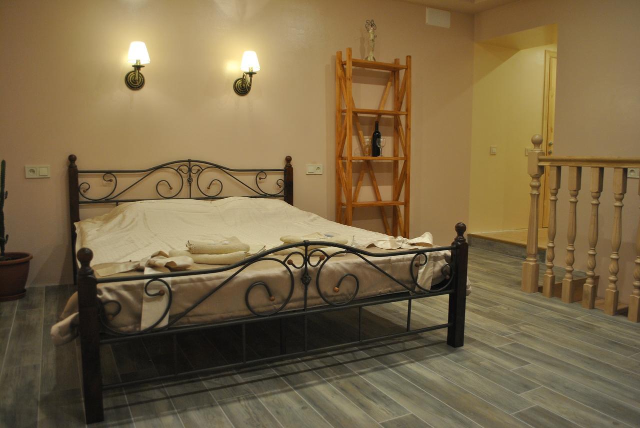 Odessa Comfort House Aparthotel Екстериор снимка