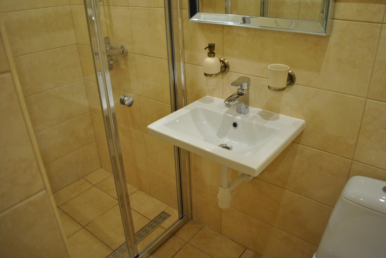 Odessa Comfort House Aparthotel Екстериор снимка